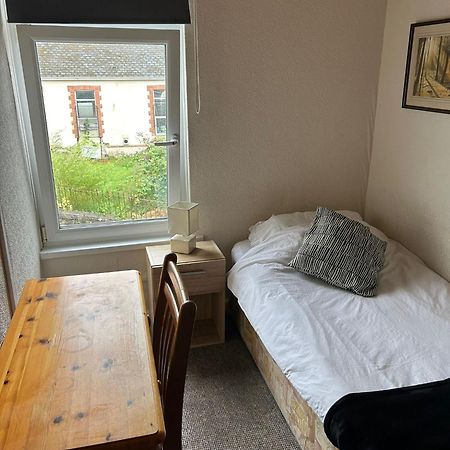 Hill Breeze House Hotell Merthyr Tydfil Exteriör bild